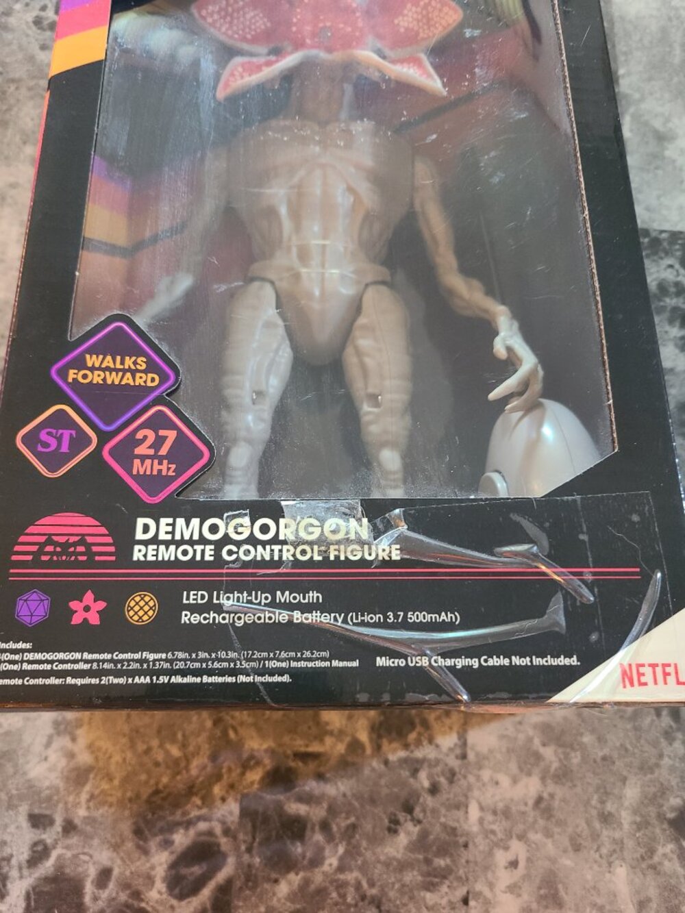 Stranger Things Demogorgon Remote Control Figure - Picture 3 of 10